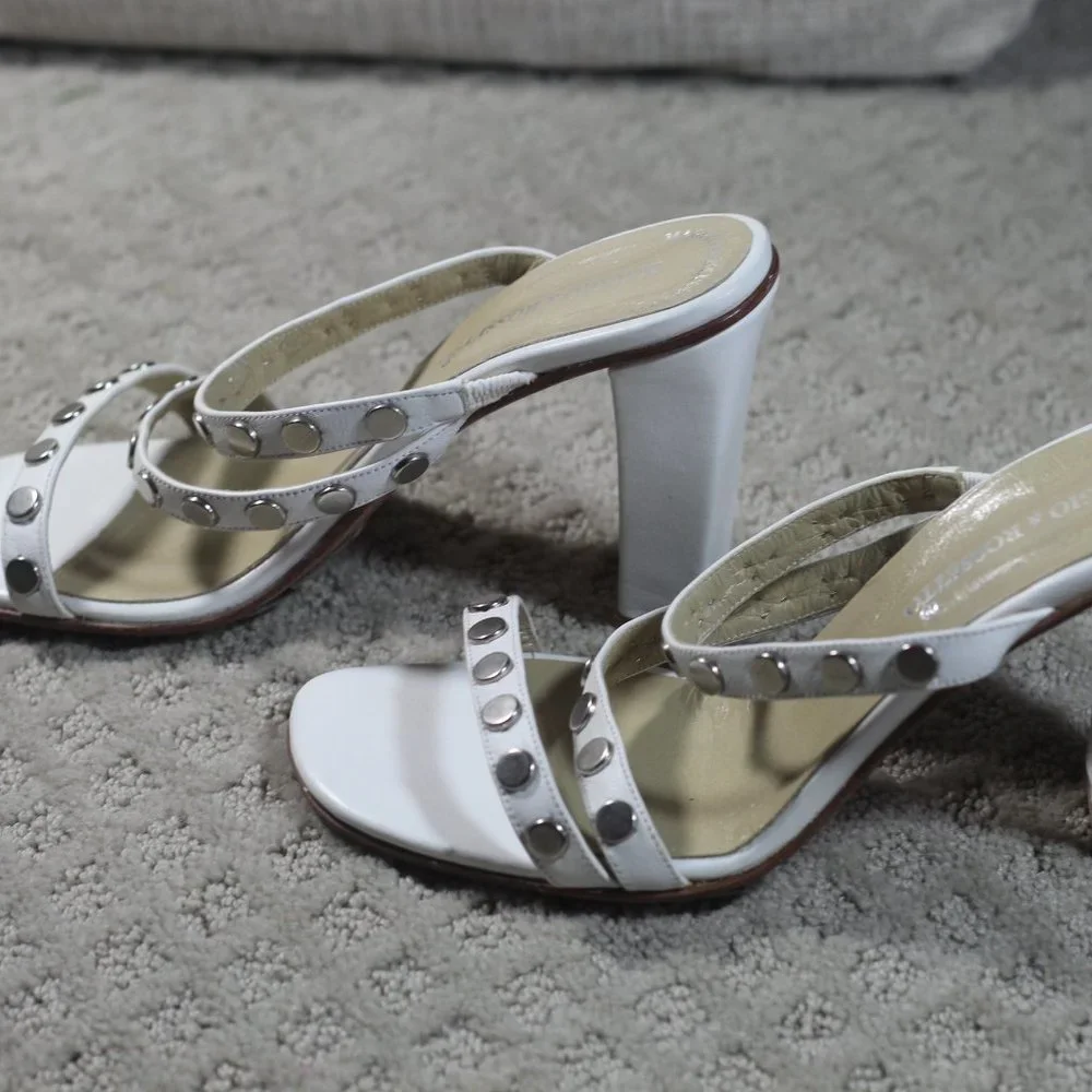 Maggio & Rosetto Size 7 White with Metal Bling Block Heels